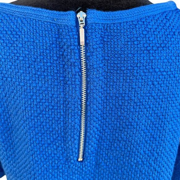 Chicos 0 (XS-4-6) -Women’s top with back zipper, fringe hem short sleeves - Picture 6 of 9